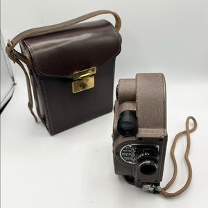 Vintage Revere Eight Model 88 Movie Camera & Leather Case